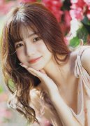 <b>一名房产中介对记者暗示：“这处新房单价</b>